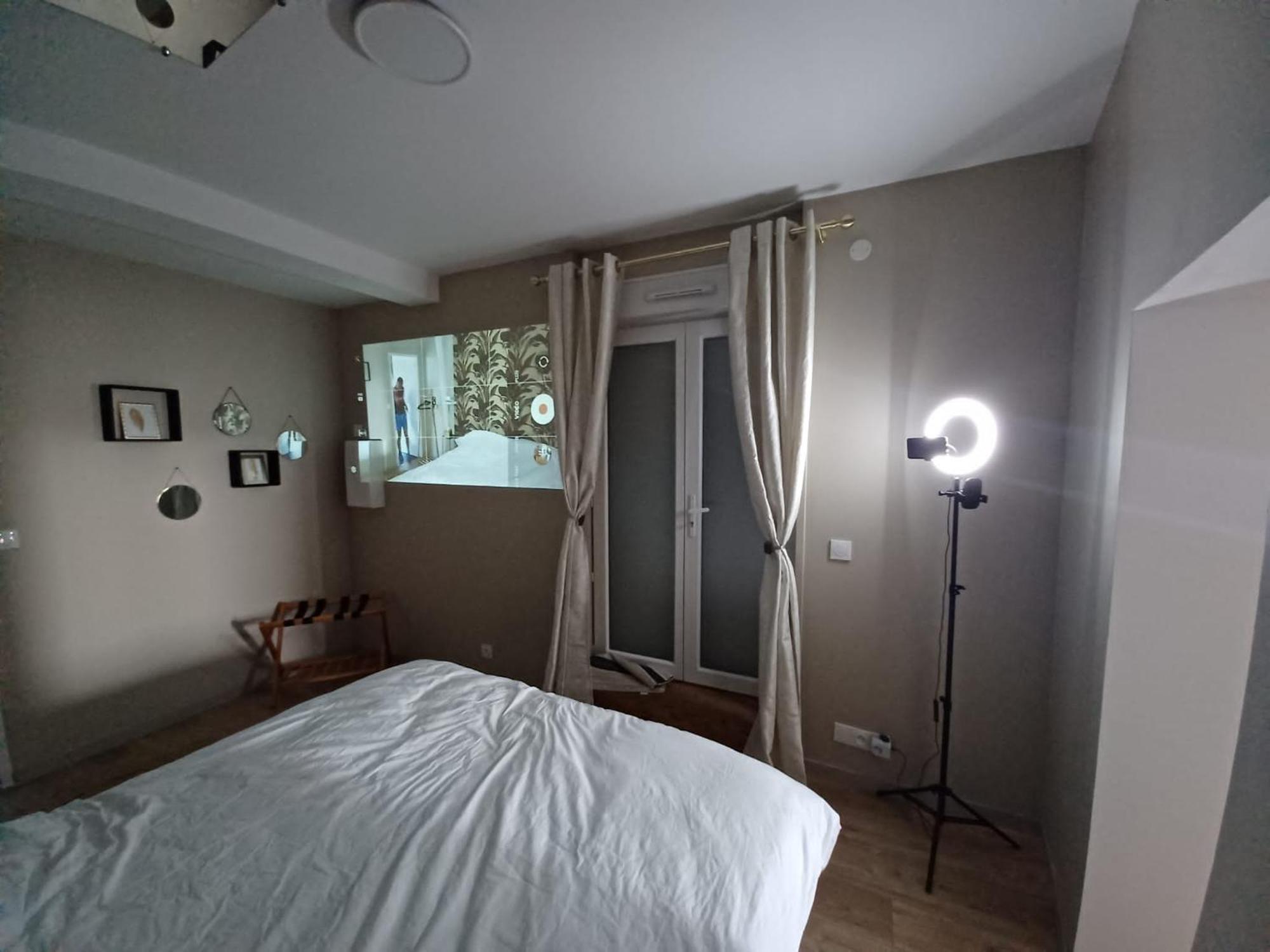 Love Room « L'Etreinte Doree » Illiers-Combray Buitenkant foto